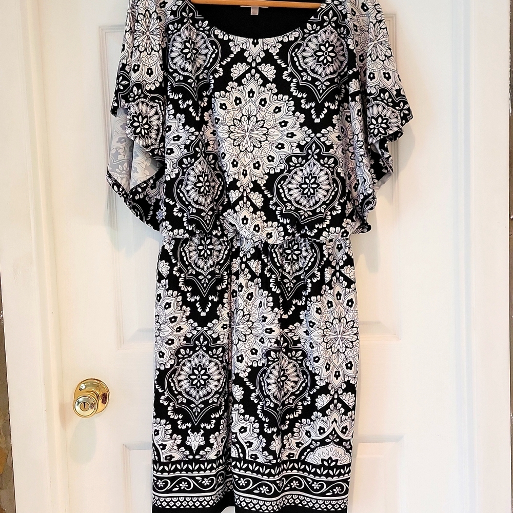 Black and White Paisley Dress Women's Large